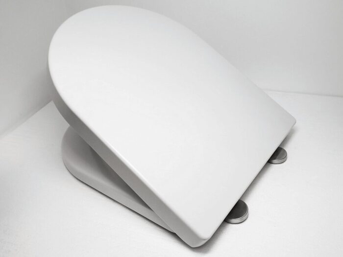BR03-Saturn-D-shape-toilet